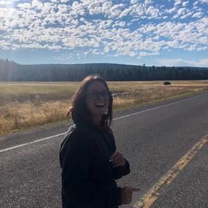 Meet your Posher, Danielle